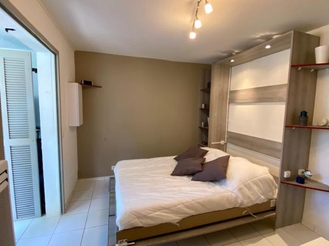 Chez Ulysse Apartman La Londe-les-Maures Kültér fotó